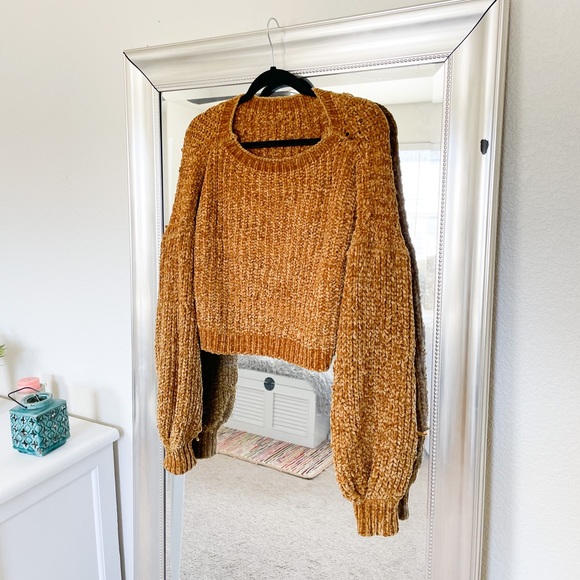 HALARA Sweaters - Knitted Sweater